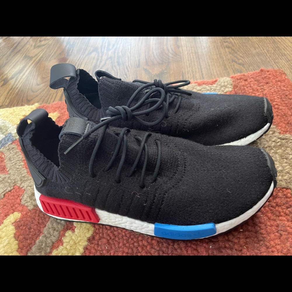 Adidas NMD_R1 Primeknit shoes